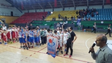 ŞAMPİYON YİNE TEKSEN