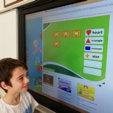 We’ve learnt shapes and colours today !i