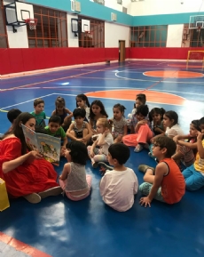 Kitap Okuyarak Öğreniyoruz