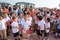 TEKSEN KOLEJİ YENİ EĞİTİM-ÖĞRETİM YILINA RENGARENK BAŞLADI