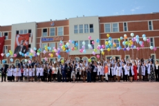 TEKSEN KOLEJİ YENİ EĞİTİM-ÖĞRETİM YILINA RENGARENK BAŞLADI