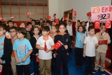 TEKSEN KOLEJİ 29 EKİM CUMHURİYET BAYRAMI’NI COŞKUYLA KUTLADI
