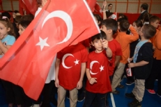 TEKSEN KOLEJİ 29 EKİM CUMHURİYET BAYRAMI’NI COŞKUYLA KUTLADI